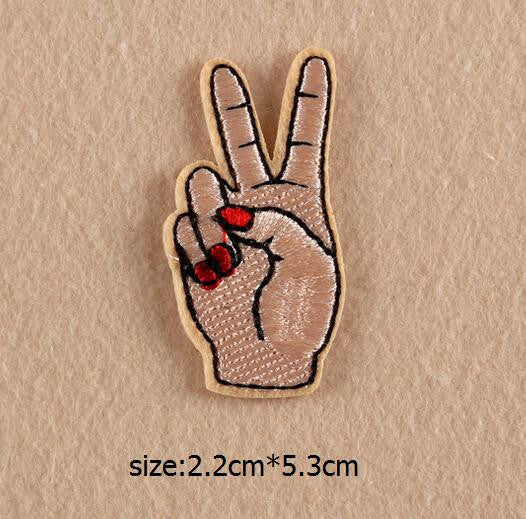 Love Small Patch Computer Embroidery Hand Sewing Ironing Sticker On Cloth Garment Hat Bag Accessories NO.927